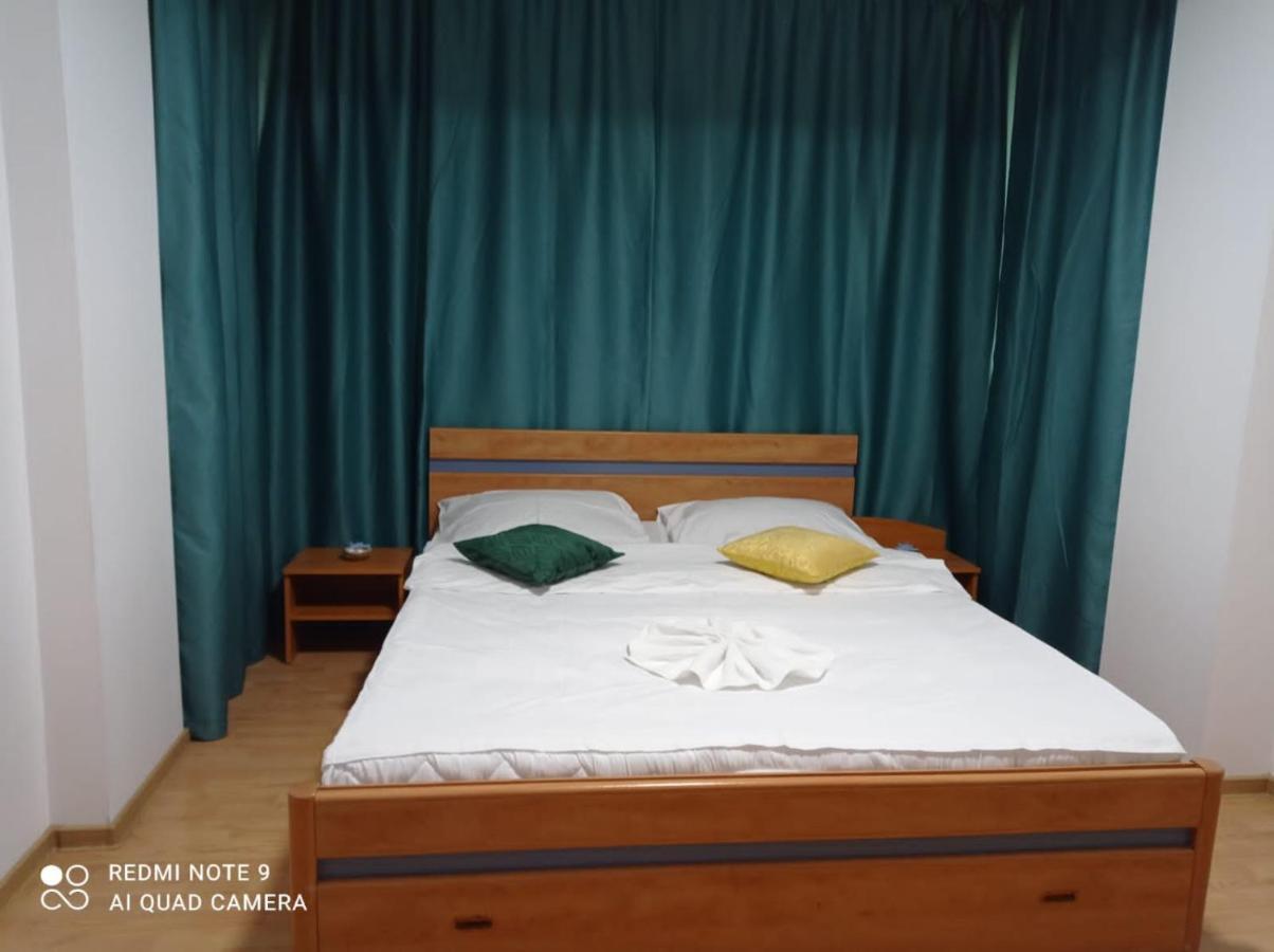 Apartament Lulu Mamaia Nord, 3 Minute De Plaja Navodari Exterior photo